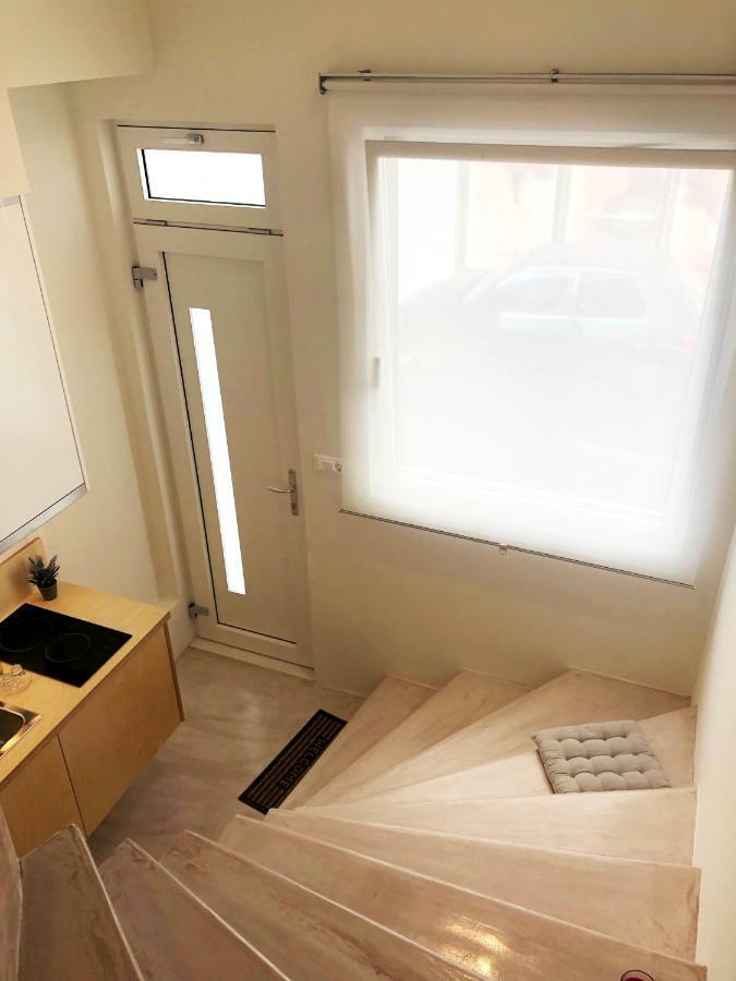 Sunny Micro-Loft Apartment With Outdoor Lounge Bendevis Exterior photo