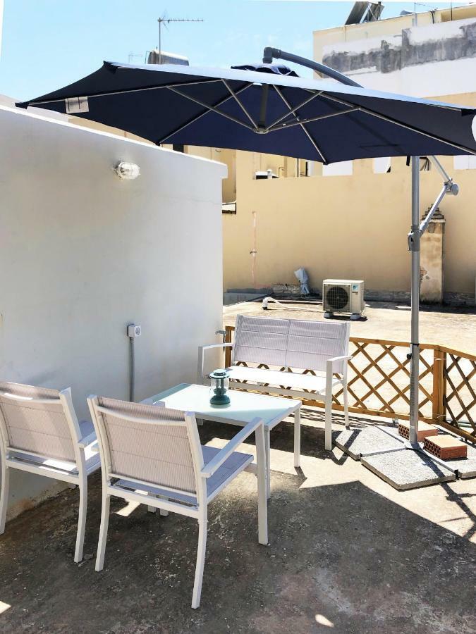 Sunny Micro-Loft Apartment With Outdoor Lounge Bendevis Exterior photo
